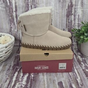 Muk Luks Tan Suede Flexi Albany Boots Size 9.5